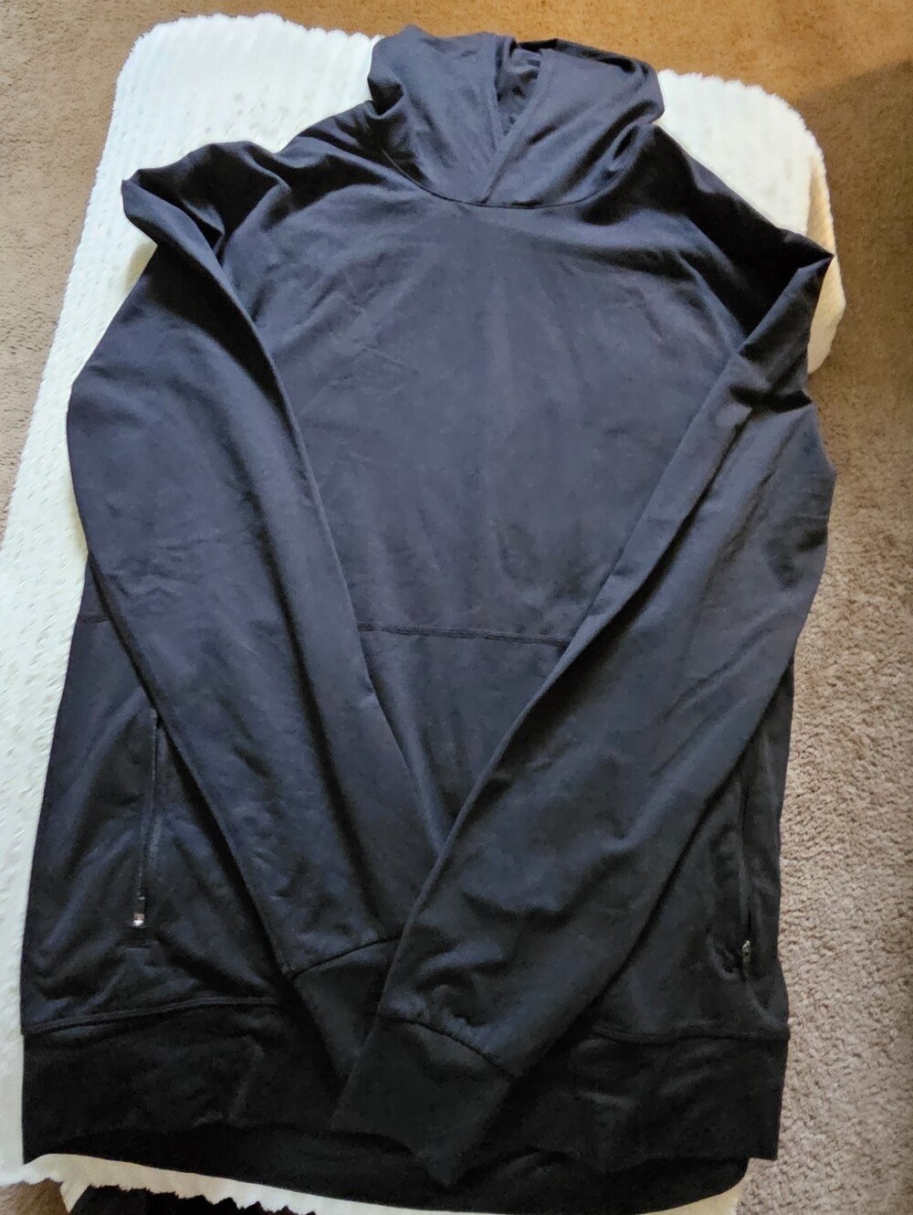 Men's Vuori Black Hoodie NWT Large